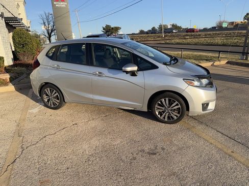 Used 2015 Honda Fit EX image 5