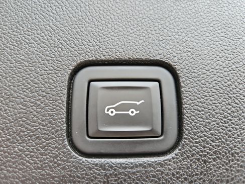 Used 2023 Cadillac XT6 Premium Luxury w/ Platinum Package AWD/4WD image 27
