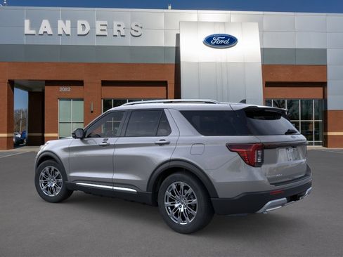 New 2026 Ford Explorer Platinum RWD image 4