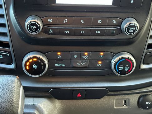 Used 2023 Ford Transit 350 XL image 19