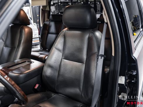 Used 2011 GMC Sierra 3500 Denali image 16