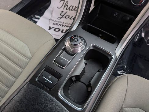 Used 2018 Ford Fusion S FWD image 15