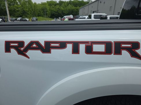 Used 2025 Ford F150 Raptor AWD/4WD image 11