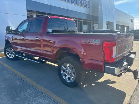 Used 2018 Ford F250 Lariat w/ Chrome Package image 1