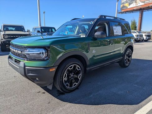 New 2025 Ford Bronco Sport Outer Banks AWD/4WD image 8