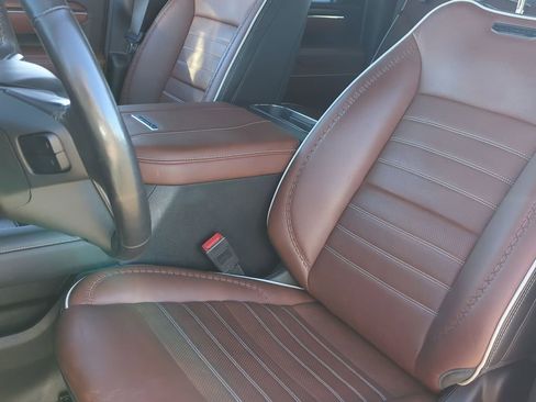 Used 2024 GMC Sierra 3500 Denali Ultimate image 20