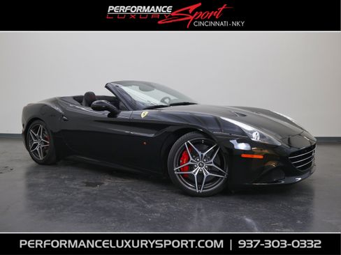 Used 2017 Ferrari California T image 1