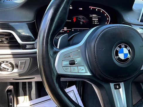 Used 2020 BMW 740i w/ M Sport Package RWD image 11