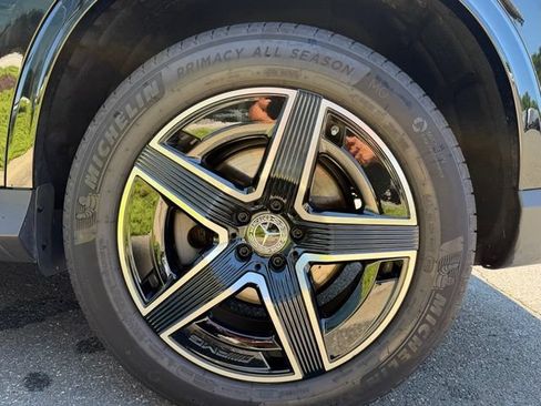 Used 2026 Mercedes-Benz GLC 300 4MATIC image 11
