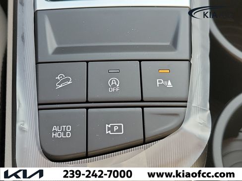 New 2026 Kia Sportage EX FWD image 30