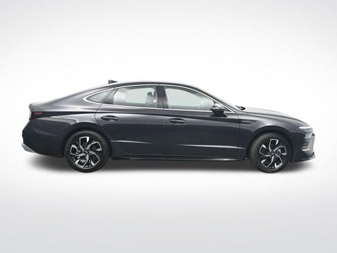 Used 2025 Hyundai Sonata SEL image 4