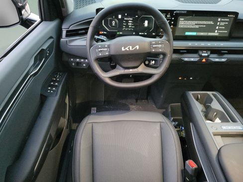 New 2026 Kia EV9 Light RWD image 11