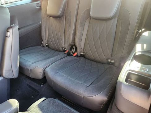 Certified 2026 Mercedes-Benz GLS 63 AMG 4MATIC image 31