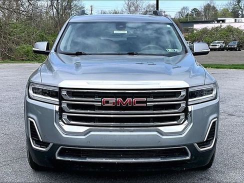 Used 2023 GMC Acadia SLE w/ Driver Convenience Package image 6