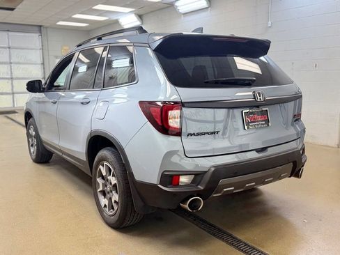 Used 2022 Honda Passport TrailSport image 7