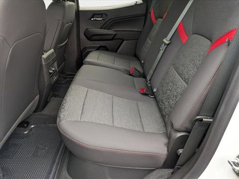 New 2024 Chevrolet Colorado Z71 w/ Z71 Convenience Package 2 image 17