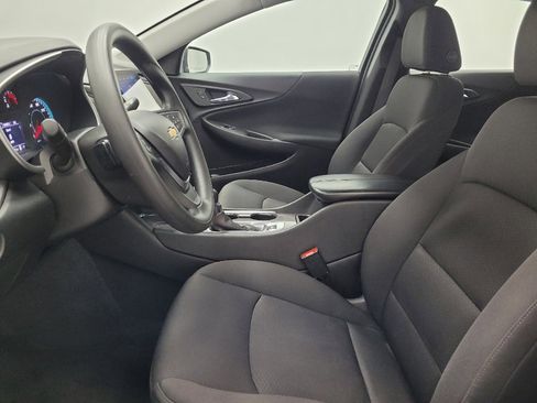Used 2022 Chevrolet Malibu LT FWD image 17