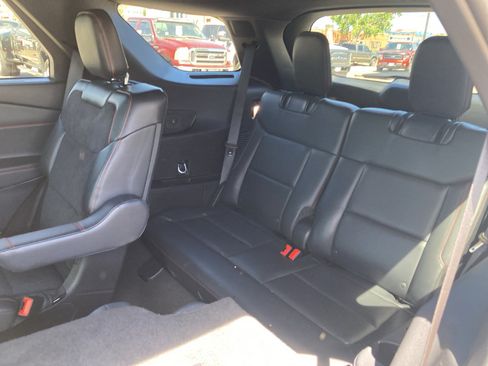 Used 2025 Ford Explorer ST AWD/4WD image 17