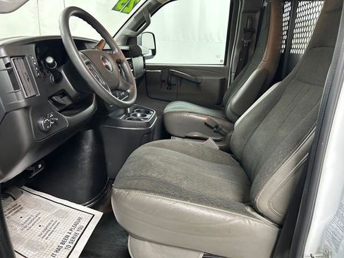 Used 2023 GMC Savana 2500 w/ Driver Convenience Package RWD image 11