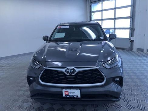 Certified 2024 Toyota Highlander LE image 16