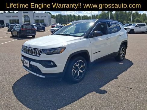 Used 2025 Jeep Compass Limited AWD/4WD image 4