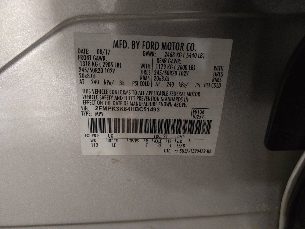 Used 2017 Ford Edge Titanium w/ Technology Package FWD image 33