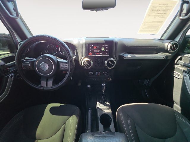 Used 2017 Jeep Wrangler Unlimited Sahara AWD/4WD image 10