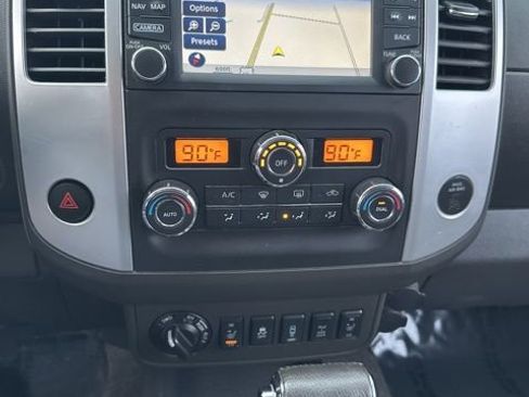 Used 2015 Nissan Frontier PRO-4X w/ Pro-4x Luxury Package image 22