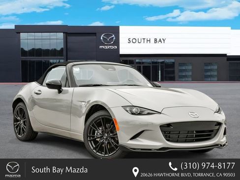 New 2026 MAZDA MX-5 Miata Club w/ Interior Package RWD image 1