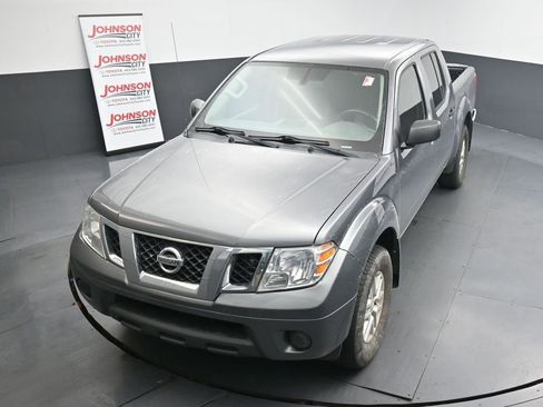 Used 2019 Nissan Frontier SV image 12