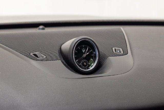 Used 2022 Maserati Levante Modena AWD/4WD image 13