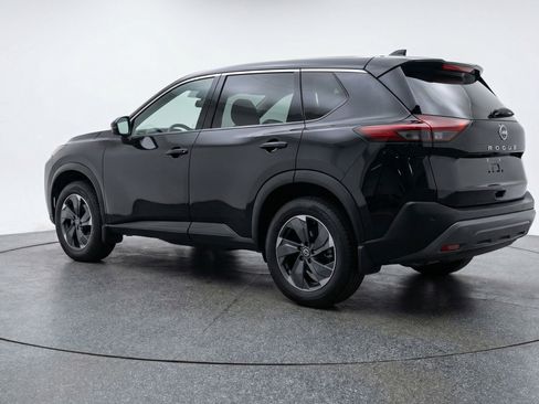 Used 2025 Nissan Rogue SV FWD image 6