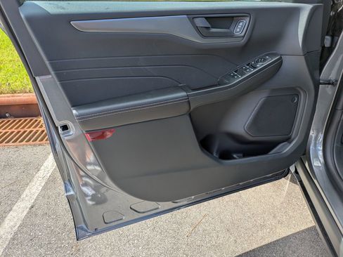 New 2026 Ford Escape Active image 9