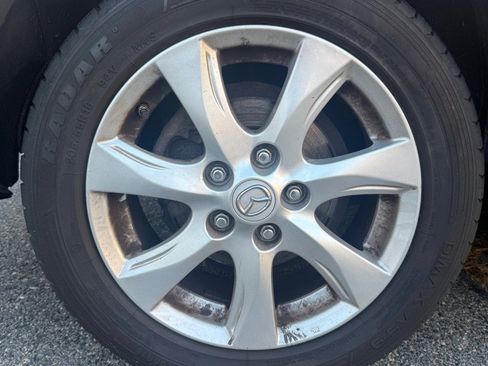 Used 2011 MAZDA MAZDA3 i Touring image 28