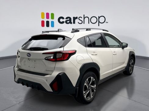 Used 2024 Subaru Crosstrek 2.0i Premium w/ Popular Package #3 AWD/4WD image 5