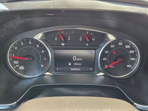 Used 2025 Chevrolet Blazer LT AWD/4WD image 11