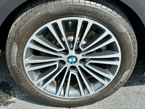 Used 2018 BMW 530i RWD image 30