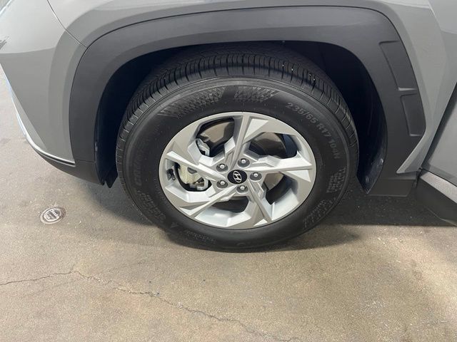 Used 2024 Hyundai Tucson SE FWD image 31