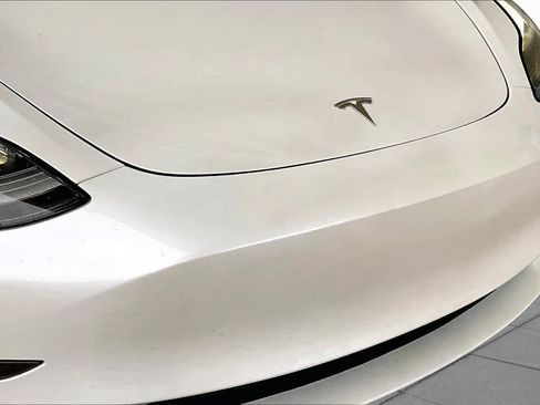 Used 2023 Tesla Model 3 Standard Range RWD image 26