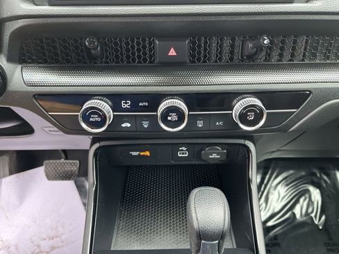 Used 2025 Honda CR-V LX image 18