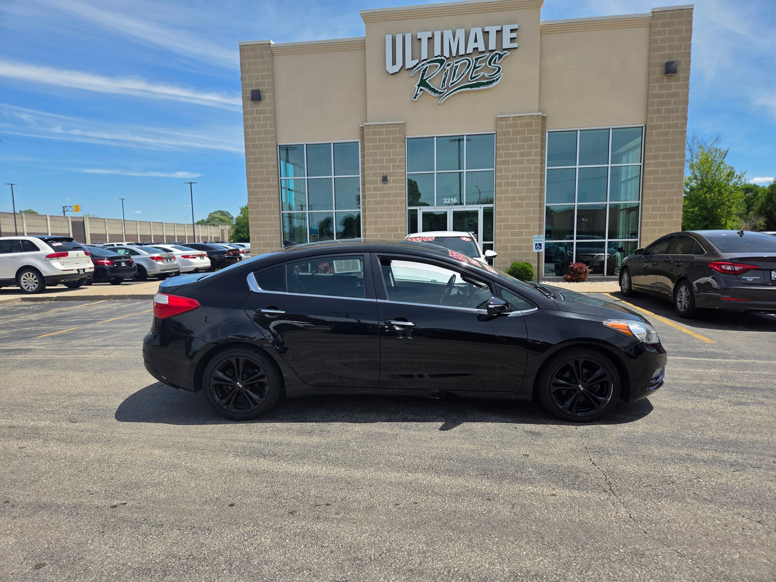 Used 2016 Kia Forte EX FWD image 1
