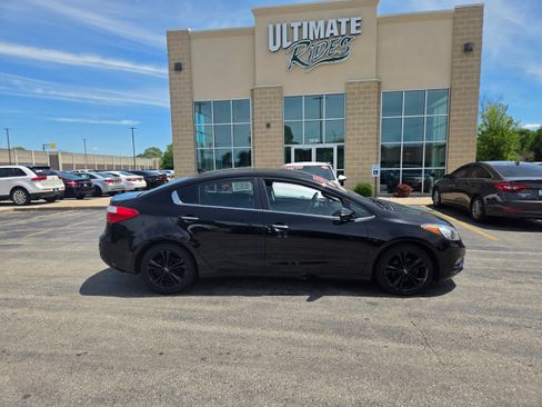 Used 2016 Kia Forte EX FWD image 1