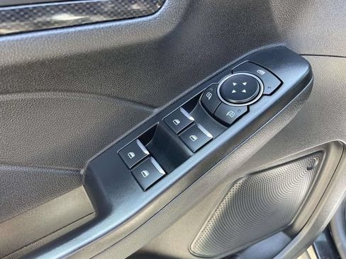Certified 2025 Ford Escape ST-Line AWD/4WD image 18