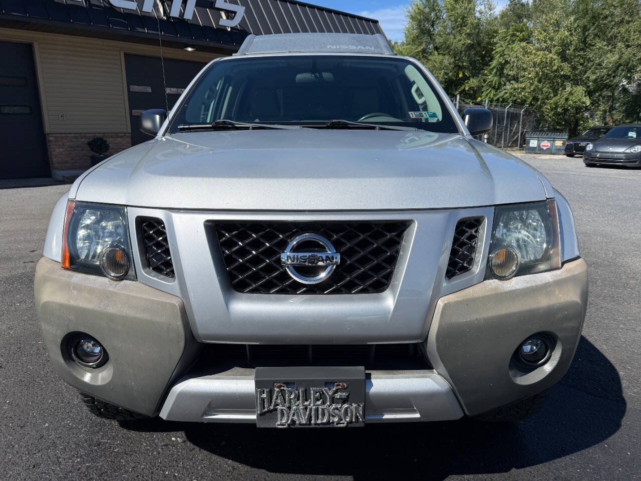 Used 2015 Nissan Xterra S w/ Value Package AWD/4WD image 2