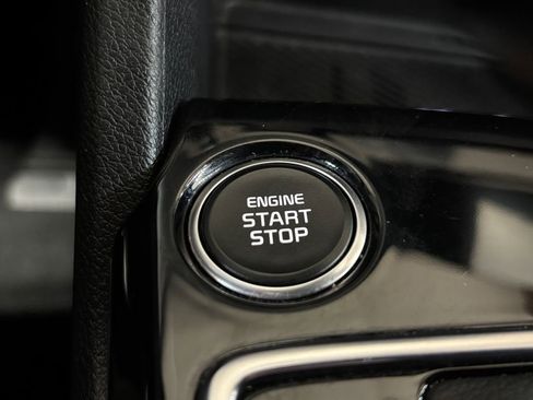 Used 2025 Kia Sportage SX FWD image 17
