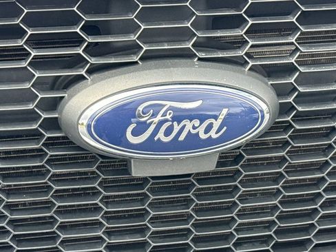 Used 2024 Ford Transit 350 XLT RWD image 7