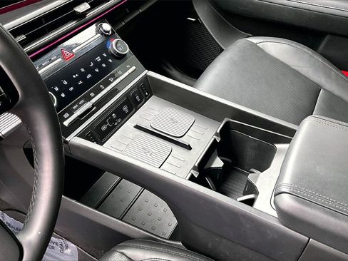 Used 2025 Hyundai Santa Fe Calligraphy image 15