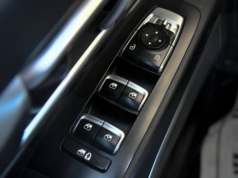 Used 2022 Kia Telluride S AWD/4WD image 37