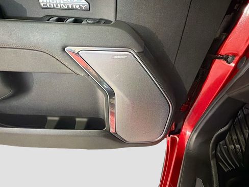 Used 2025 Chevrolet Silverado 1500 High Country w/ Technology Package image 21