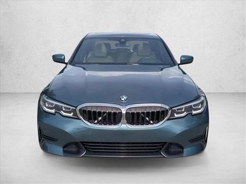 Used 2021 BMW 330i Sedan w/ Premium Package RWD image 2
